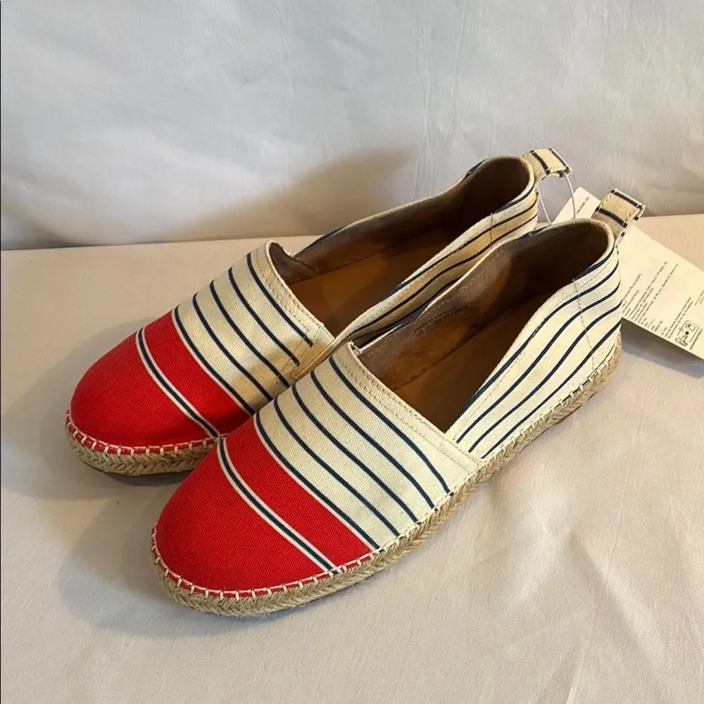 NWT multicolor coral cream & navy slip on canvas espadrille shoes size 11 comfy